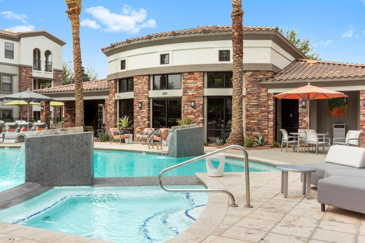 Cozysuites Glendale By The Stadium With Pool 10 Eksteriør bilde